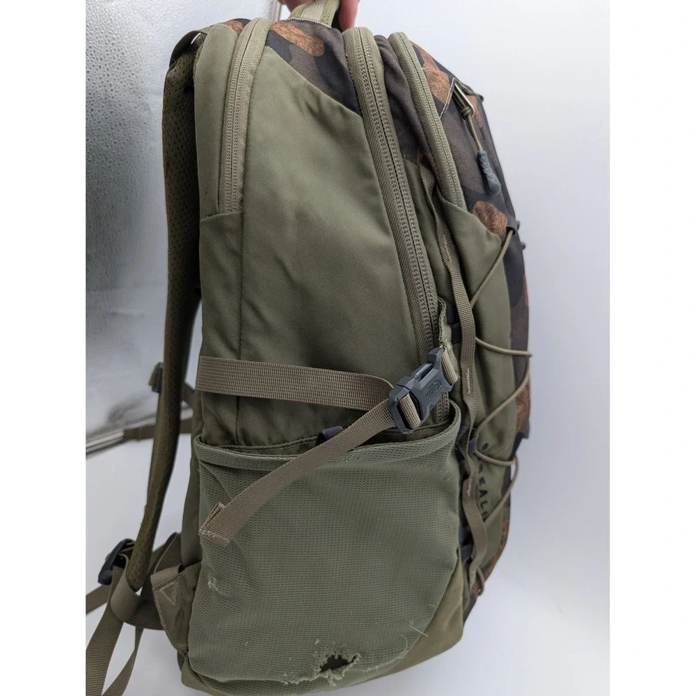 The North Face Borealis Backpack Camo Olive Green Bungee Cord Gorpcore Bag